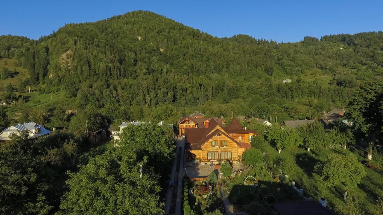 Хата Різьбяра Villa Beloberezka Bagian luar foto